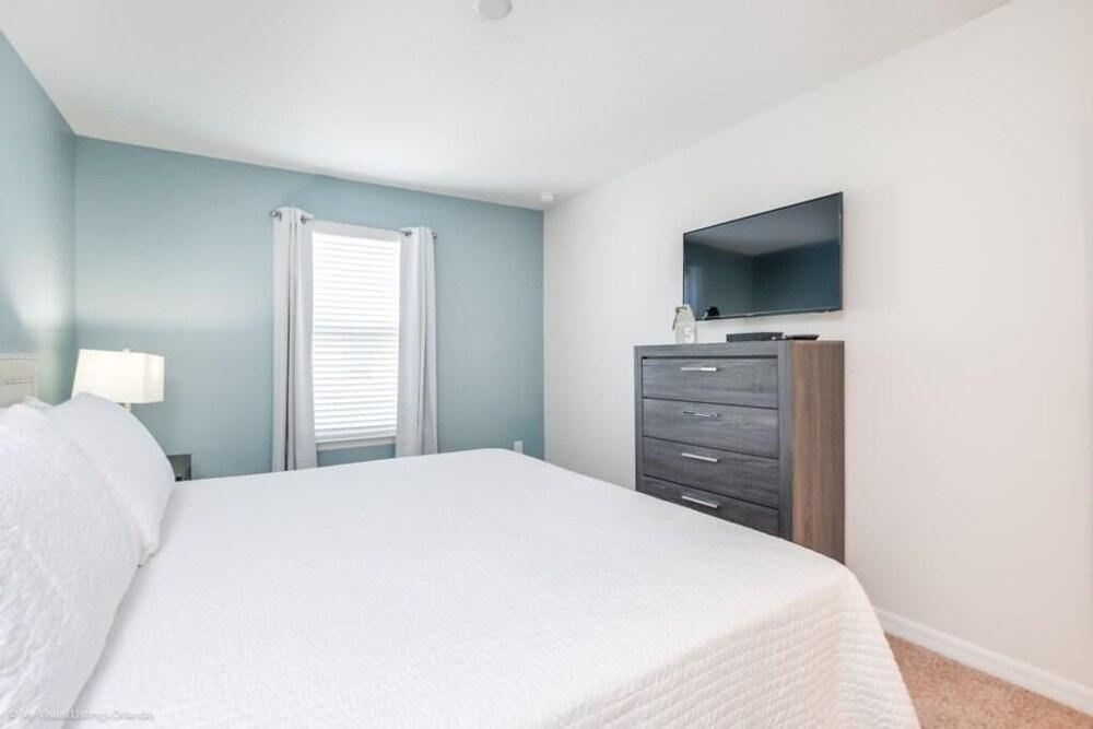 1618cpc 5 Bedroom Townhouse