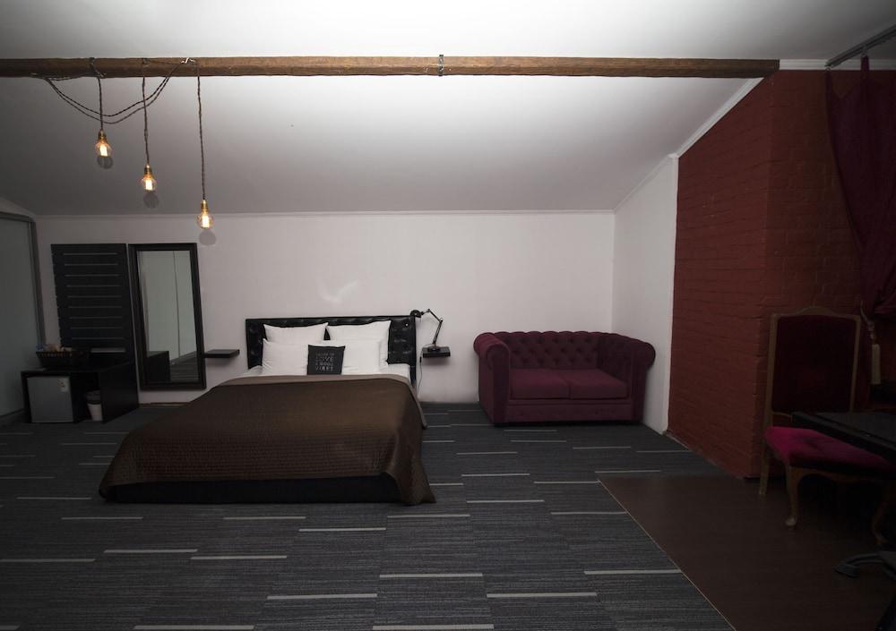 Moscow Points - Red October