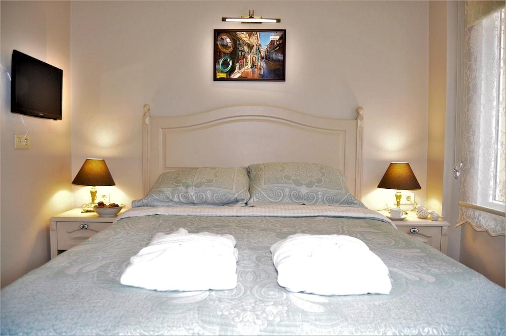 Emil House Apart Hotel