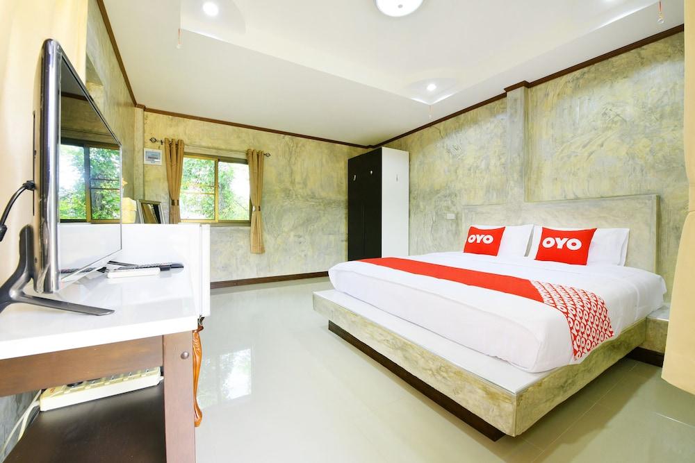 OYO Ruenkanthima Resort