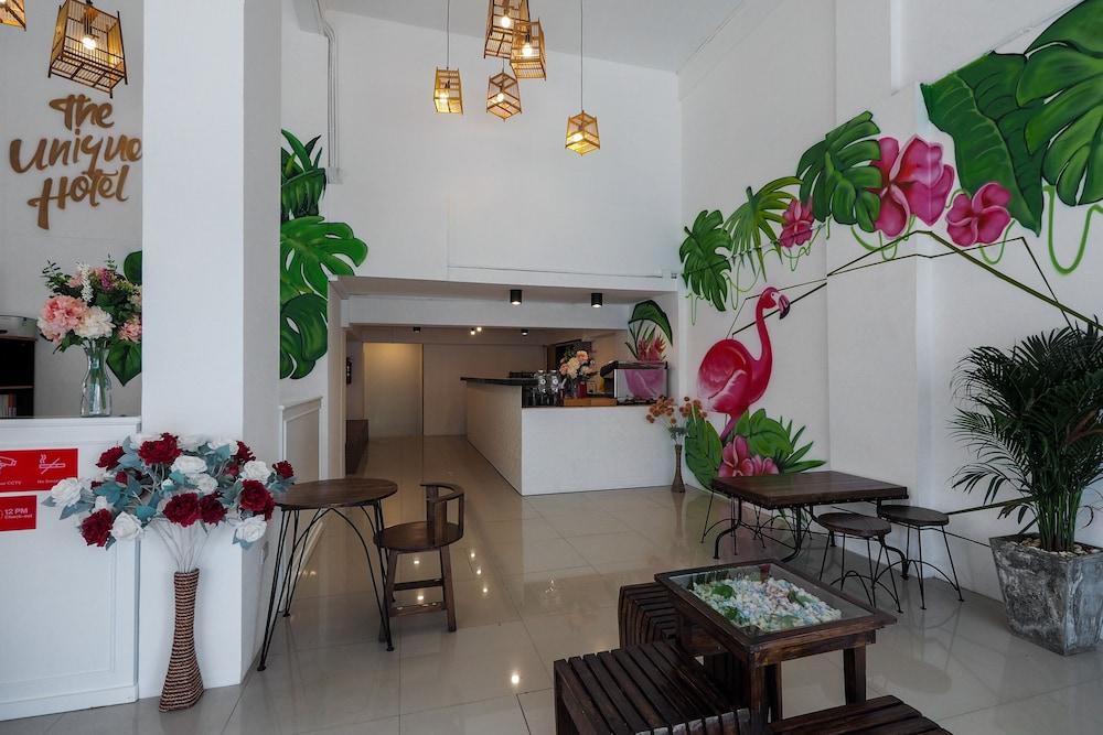 OYO 937 The Unique S Hotel