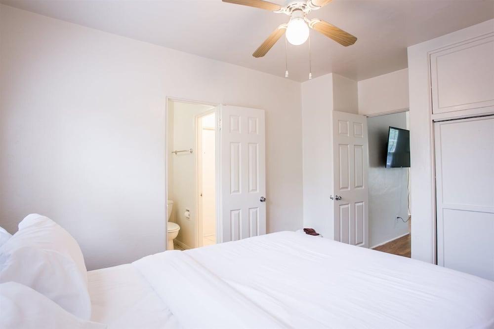 Orange Tree Cottages Downtown