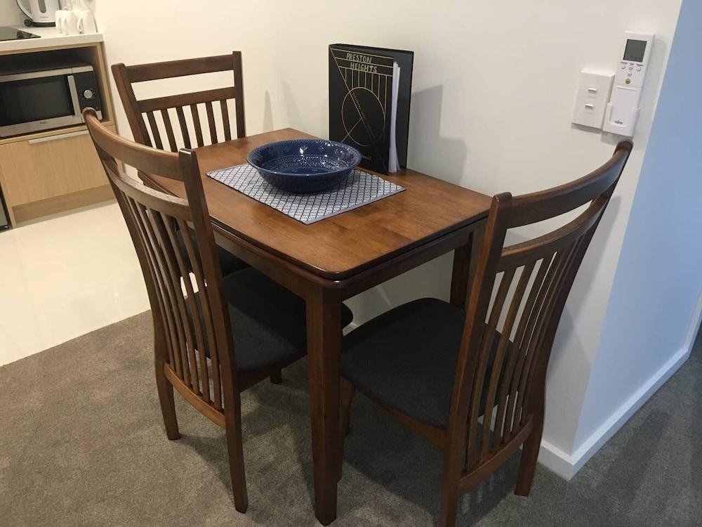 52b Preston Heights Apartment