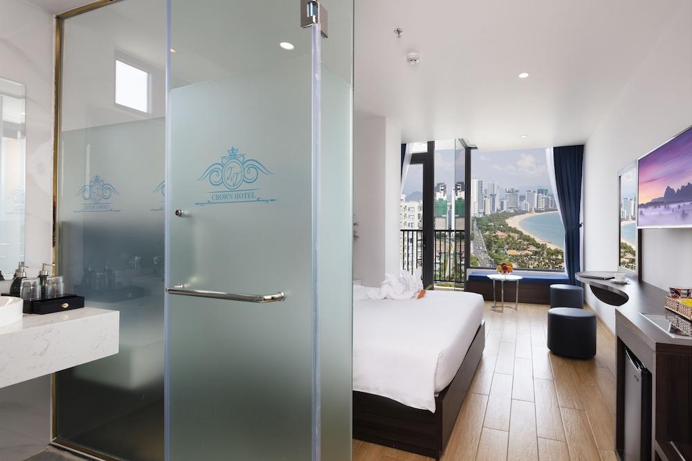 Crown Hotel Nha Trang