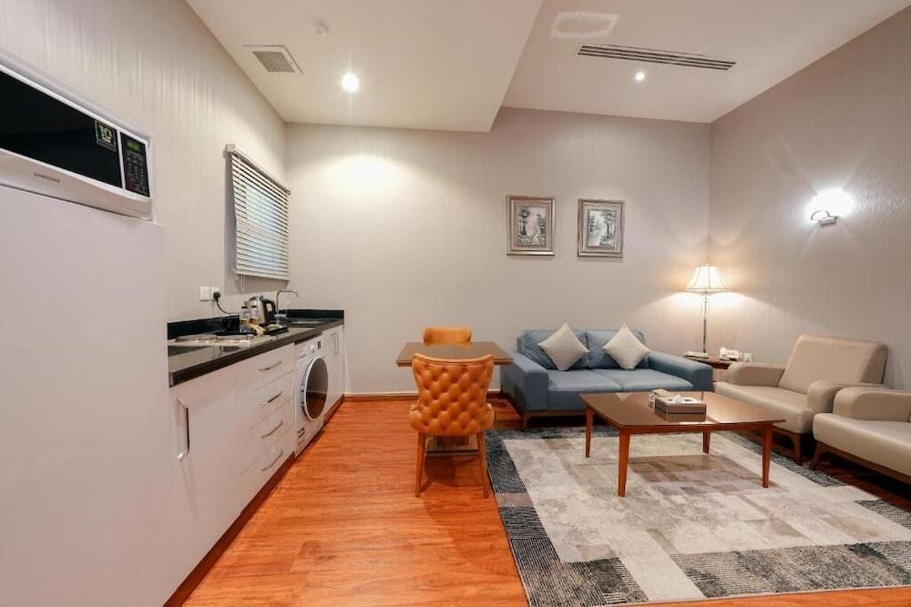 Celine Home Al Malqa