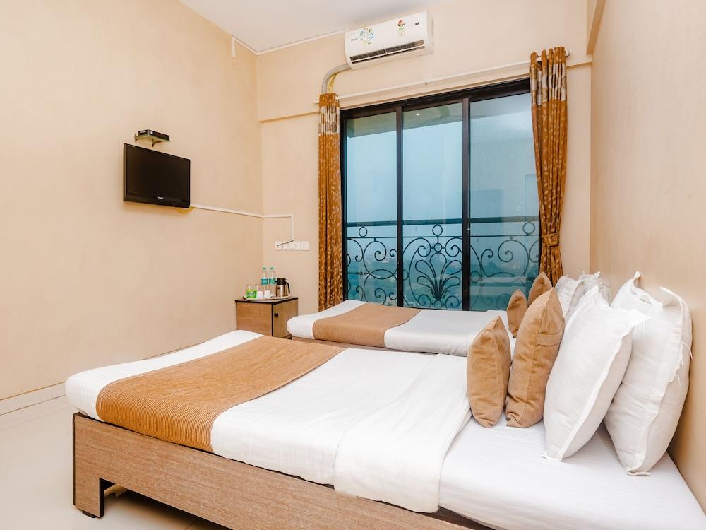 TULIIPSTAYS - Pearl Residency