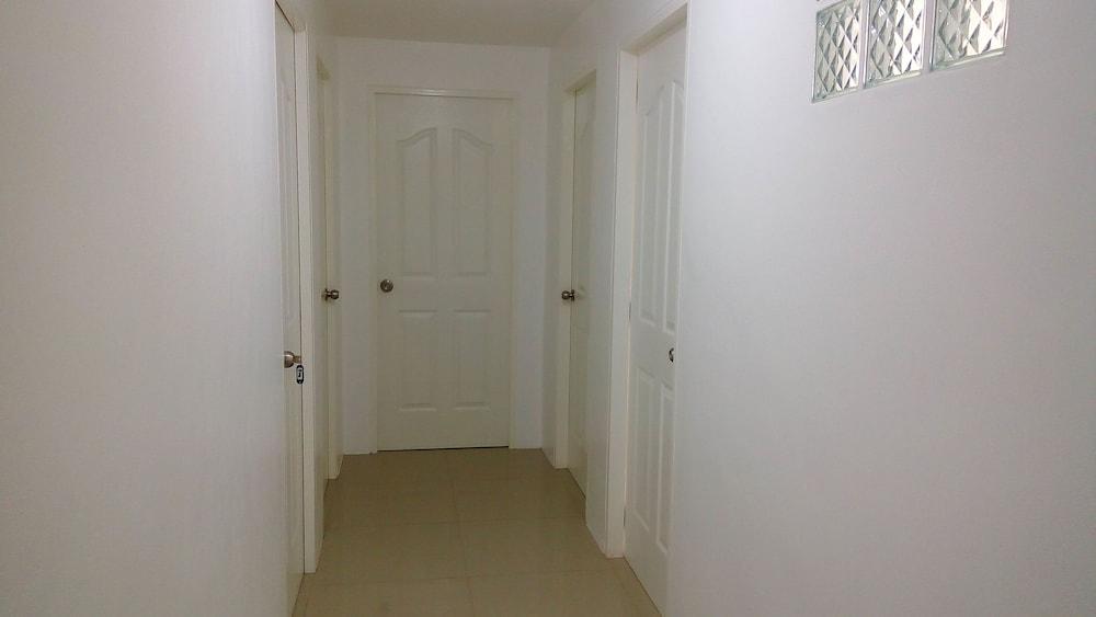 The Palines Apartment Hotel