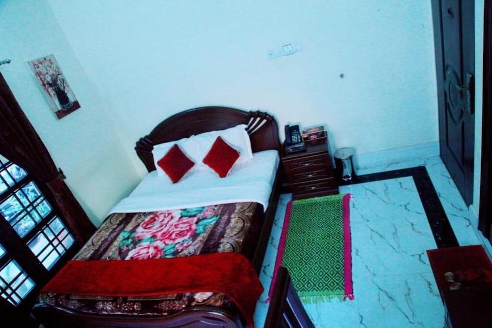 Novem Inn & Holidays