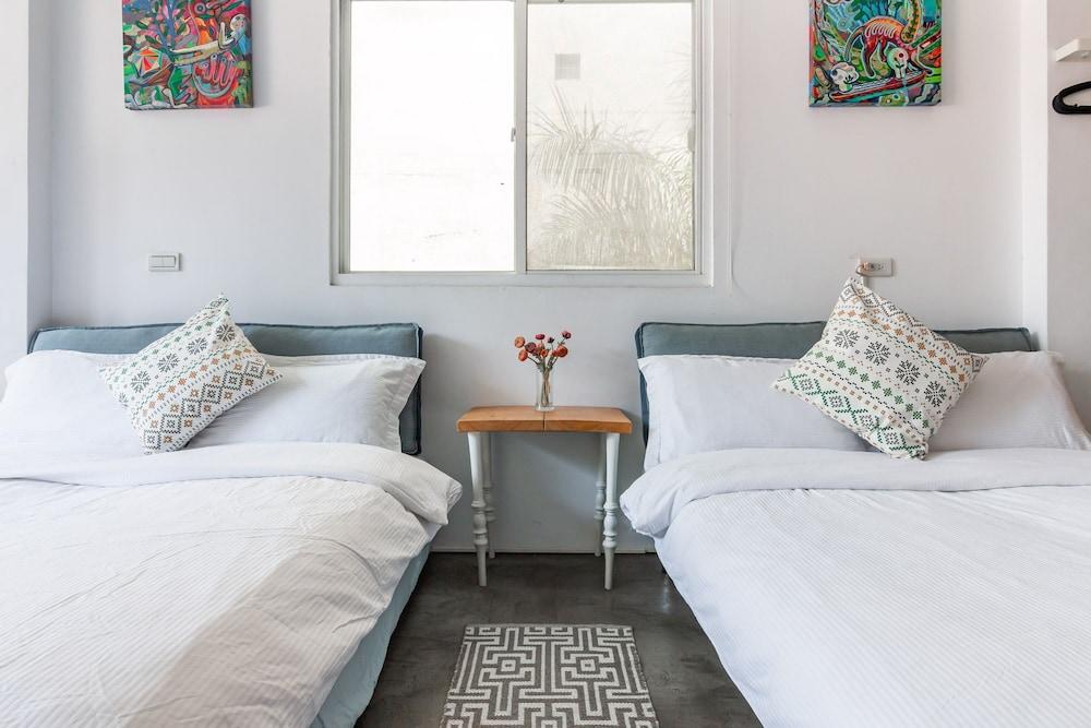 Art Station x Residence