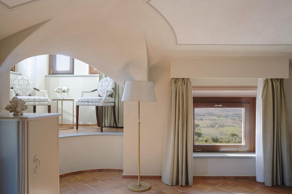 Castello Bonaria Wine & Spa Resort