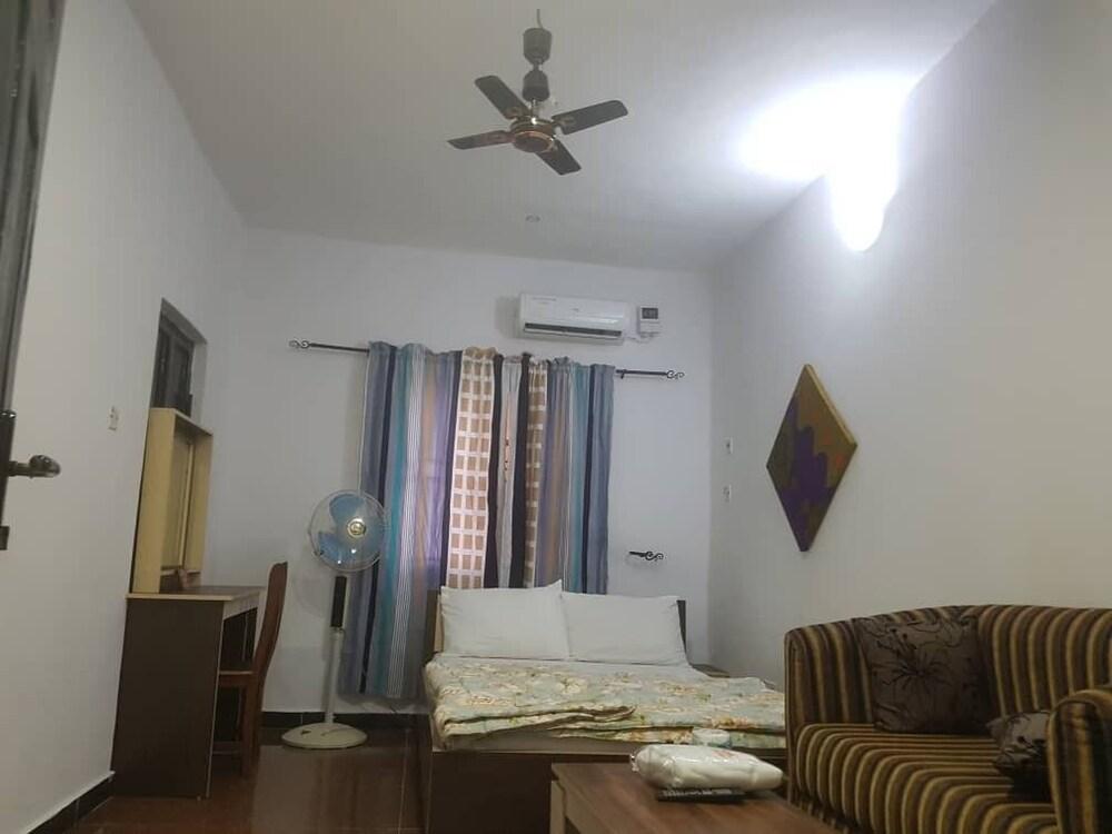 West Point Ile-Oluji Hotel & Suites