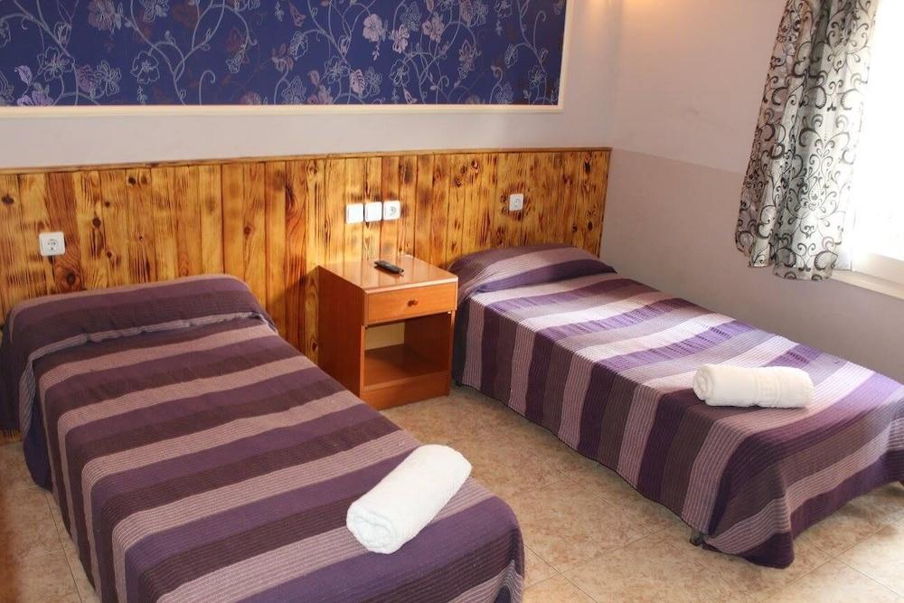 Hostal Isla Cristina Mataró