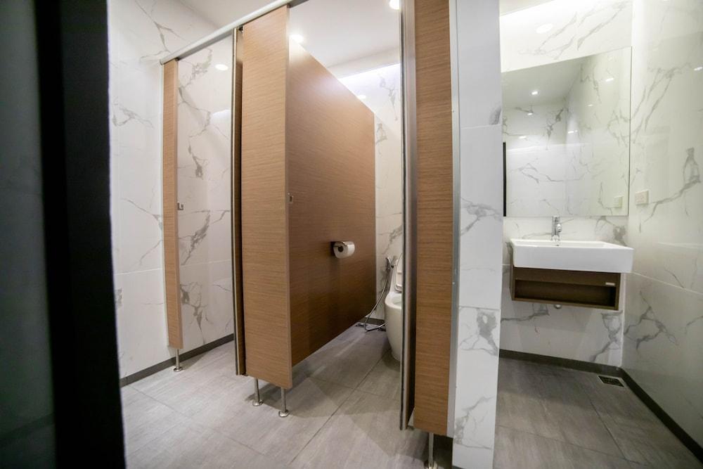 Another Day in Bangkok A D B 08 Express