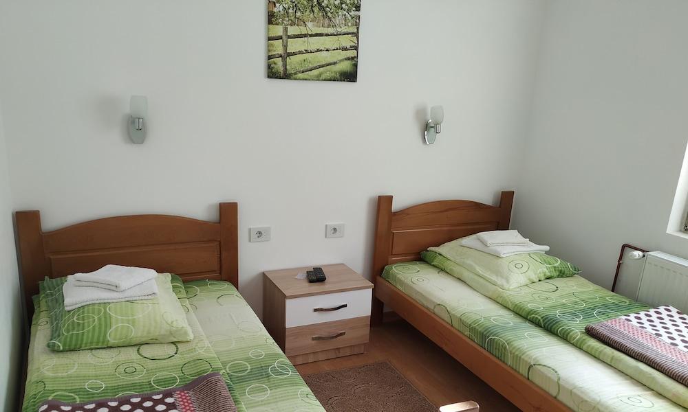 Apartments&Rooms Bojic