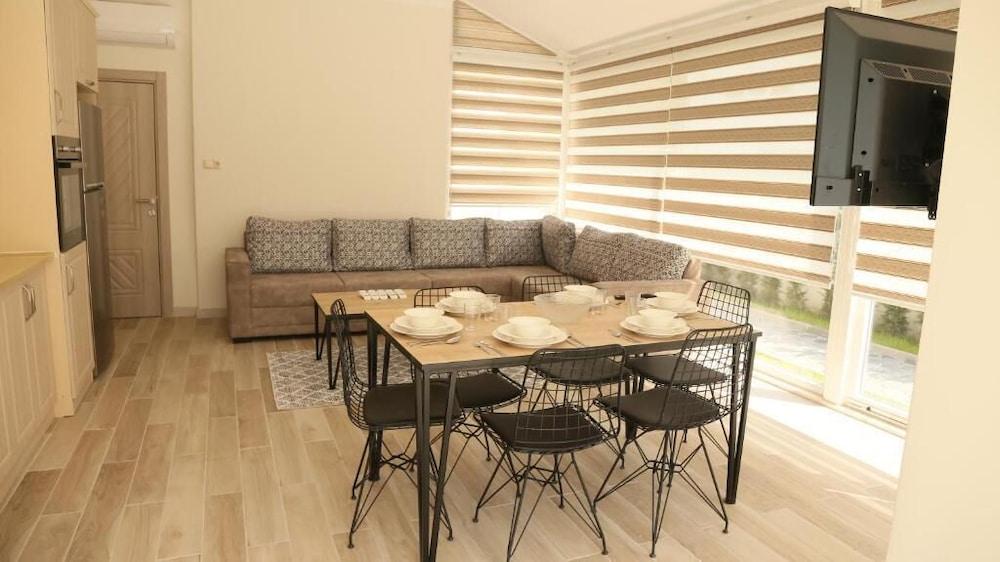 Blue House Apartments