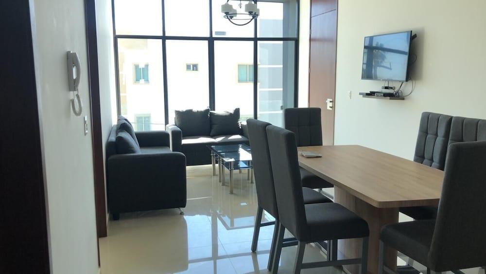 Apartment One Block From The Sea - C