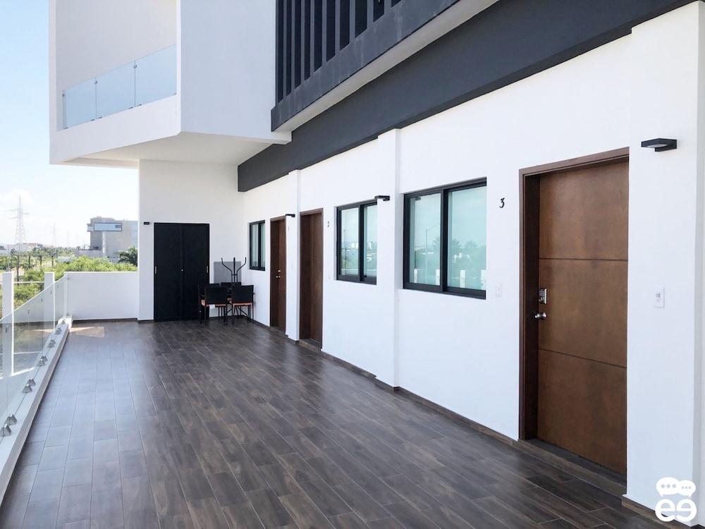 Marina Solé Loft 3 (J-3)