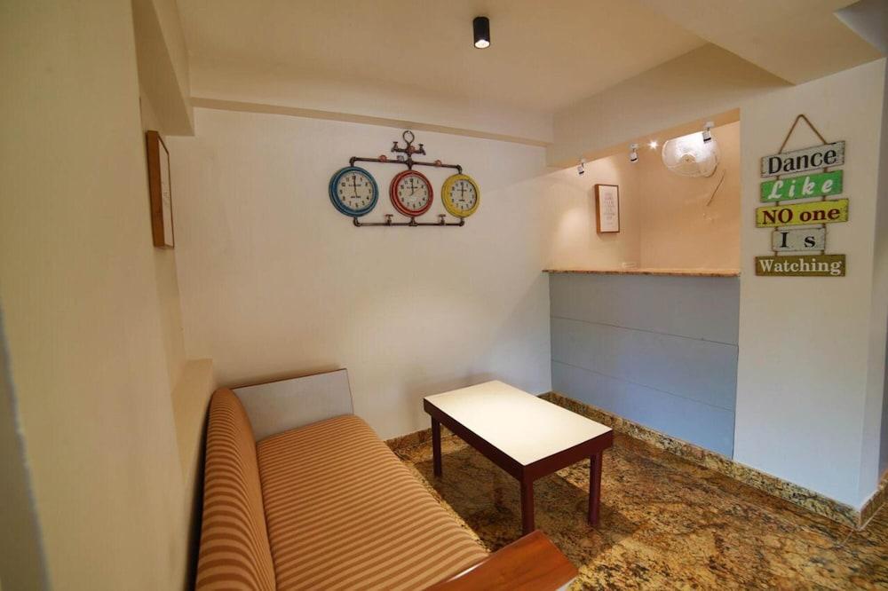 Hotel Marigold With Swimming Pool By SAH