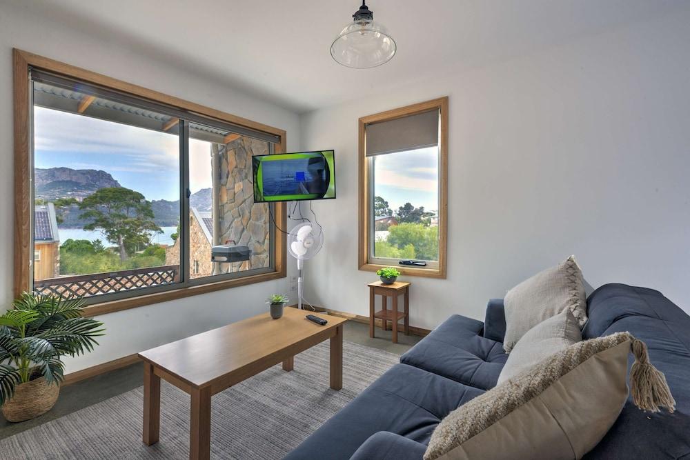 Freycinet Stone Studio 7