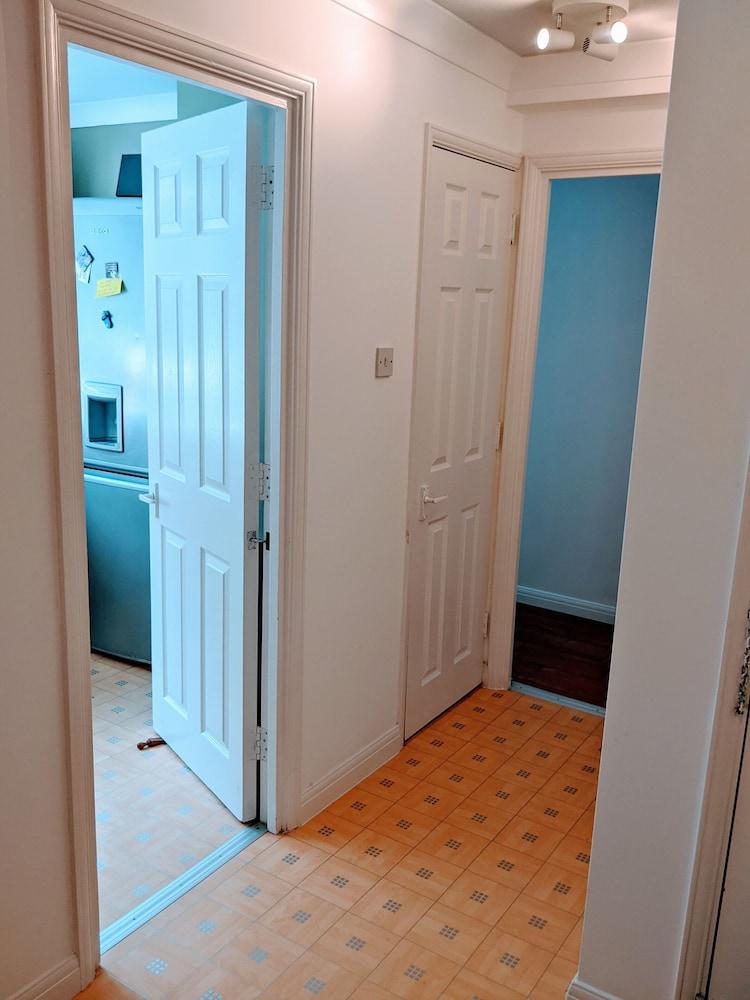 Oaklawn Serviced Apartments