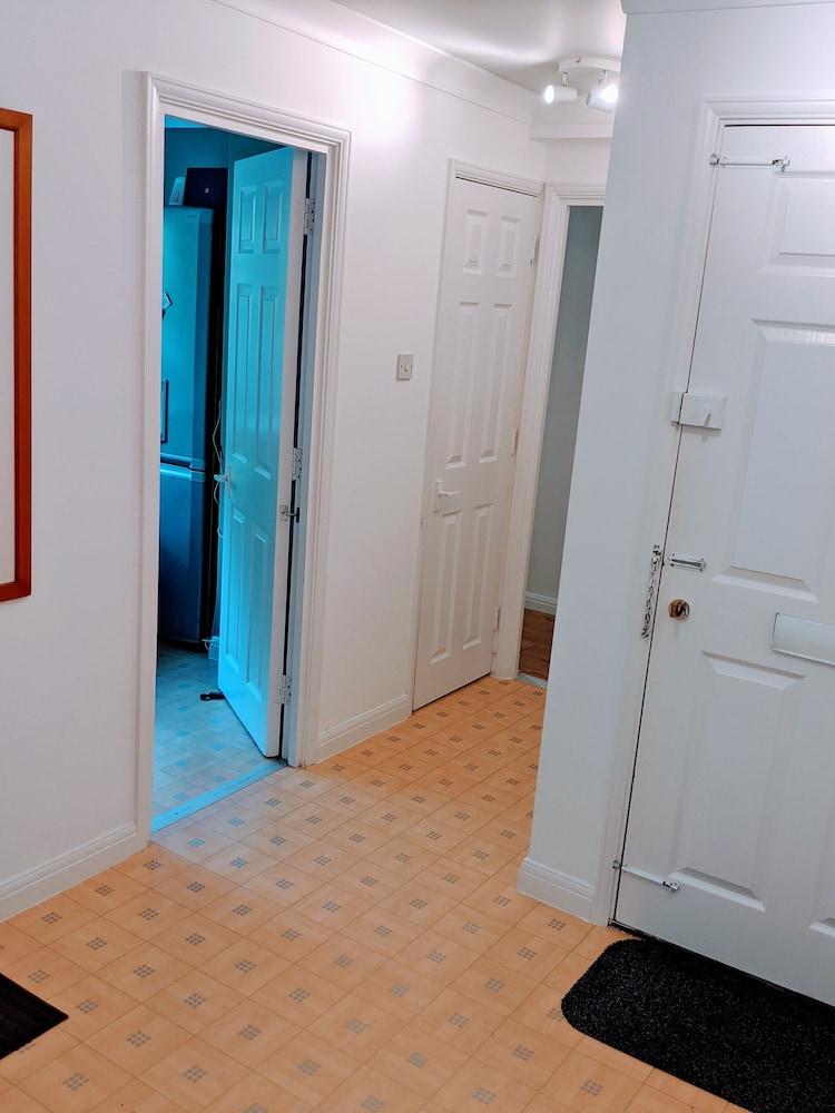 Oaklawn Serviced Apartments