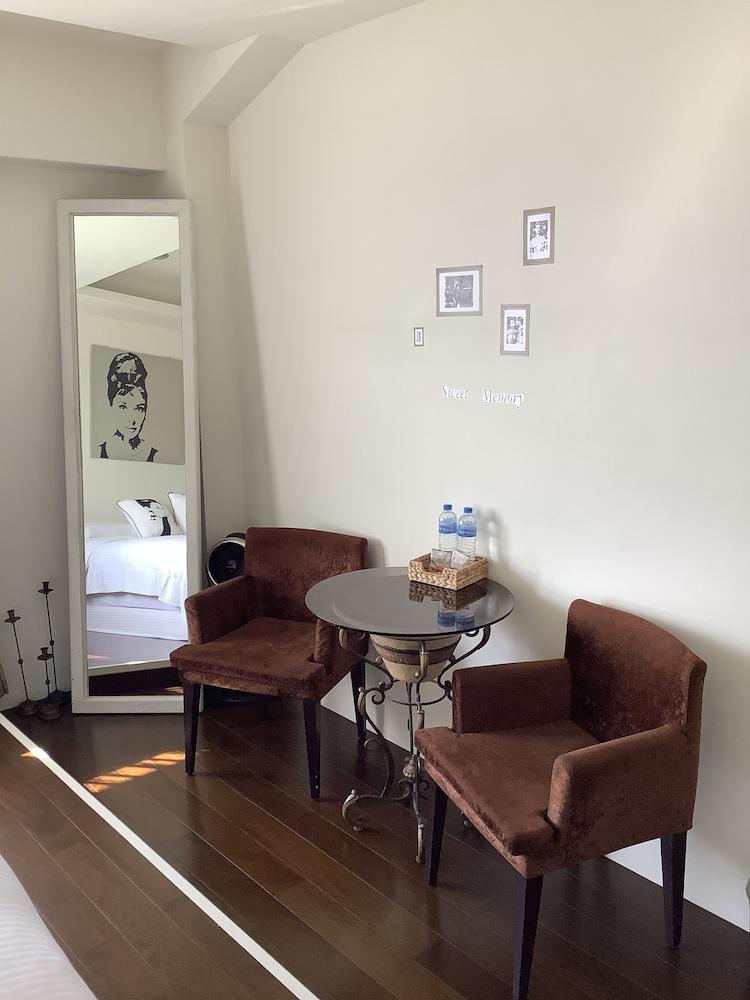 Leisure Pavilion House B&B