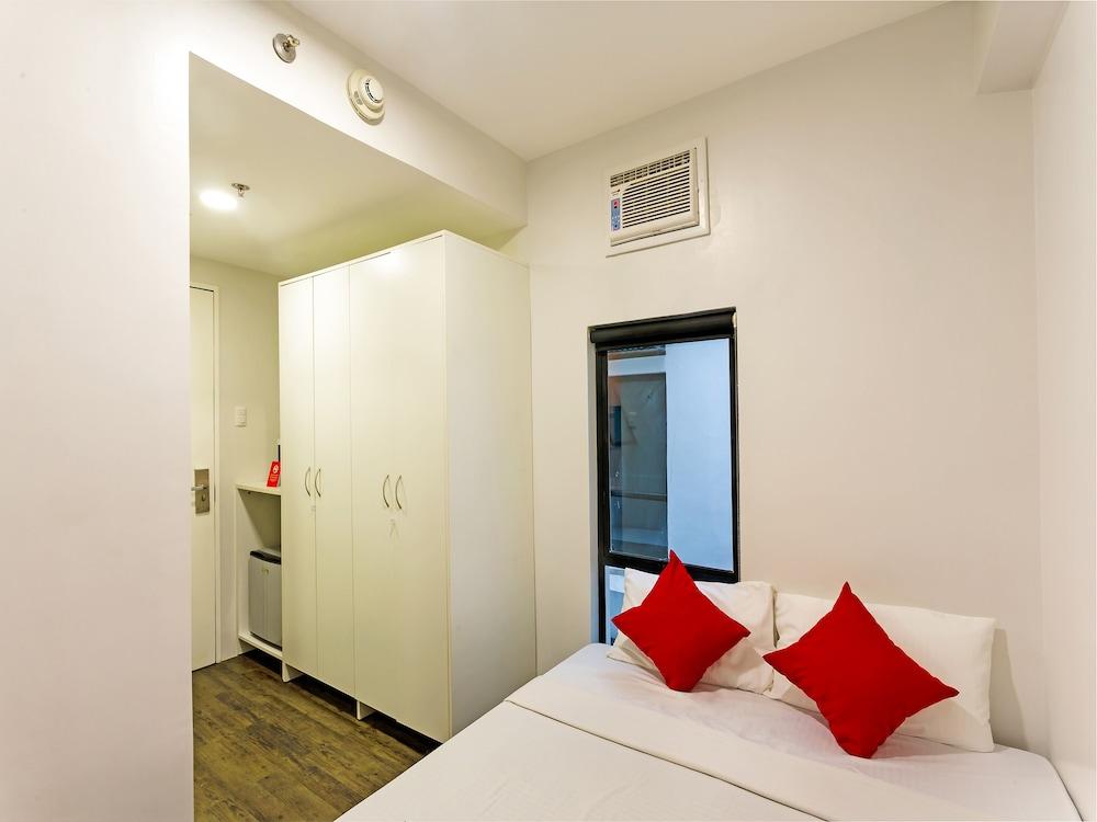 OYO 518 Mytown Amsterdam