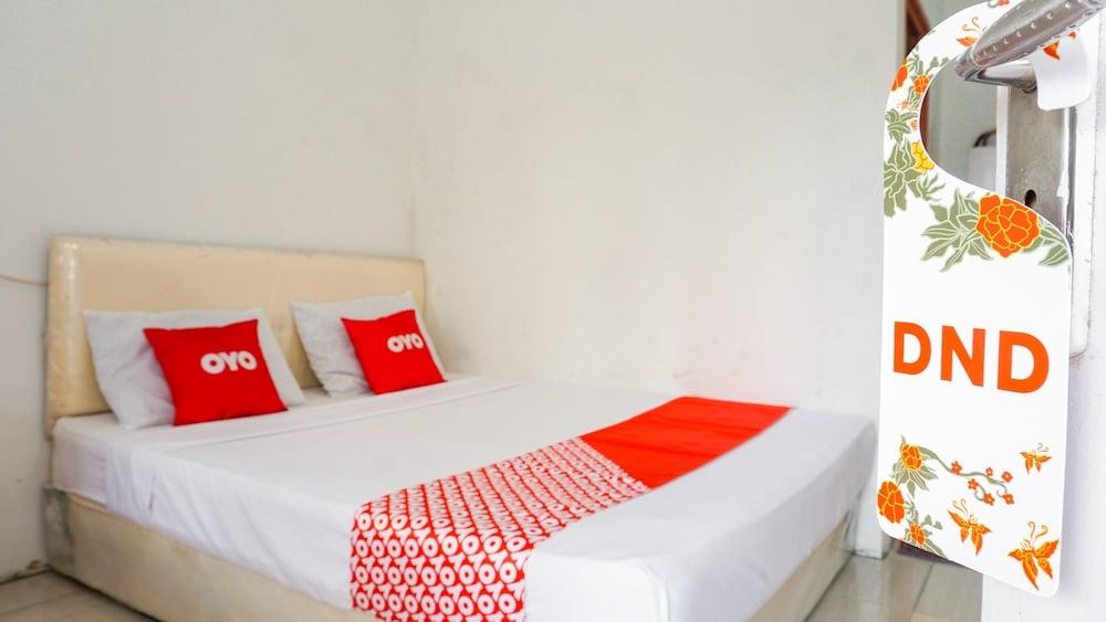 OYO 2369 Cempaka Homestay