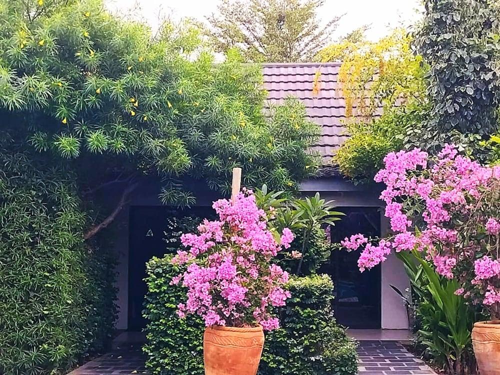 Sunbirds Lodge Chobe