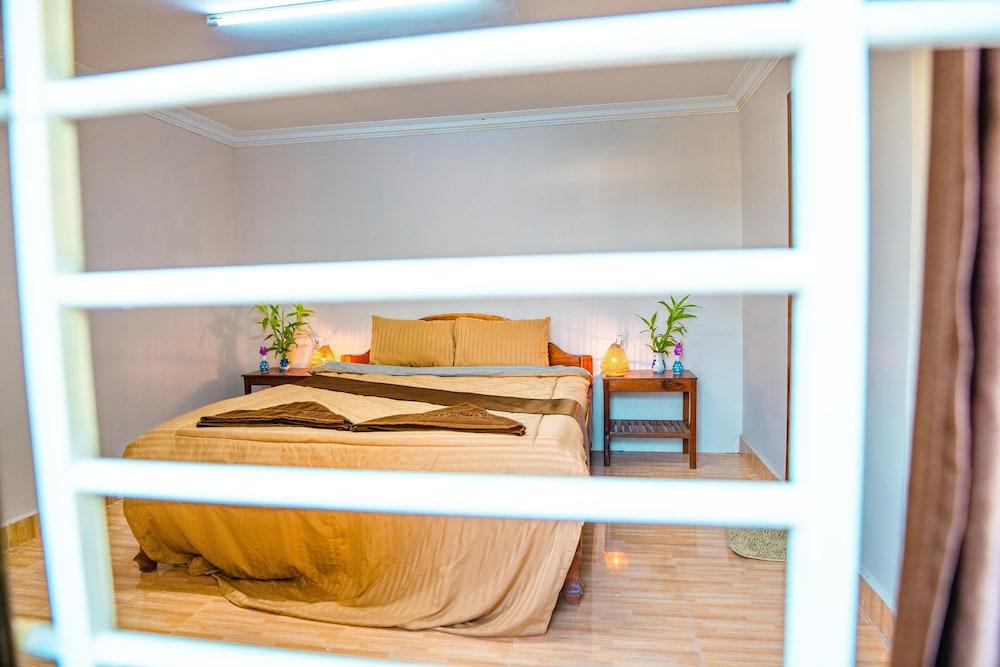 Tropical Villa Siem Reap