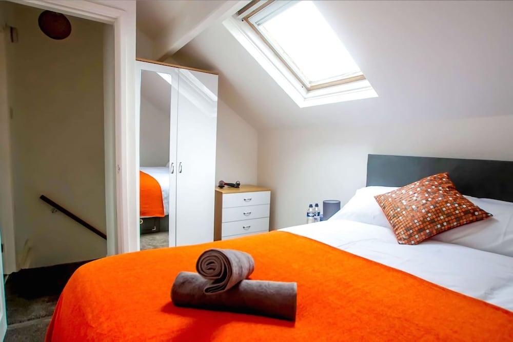 Colton Road Homes Leeds