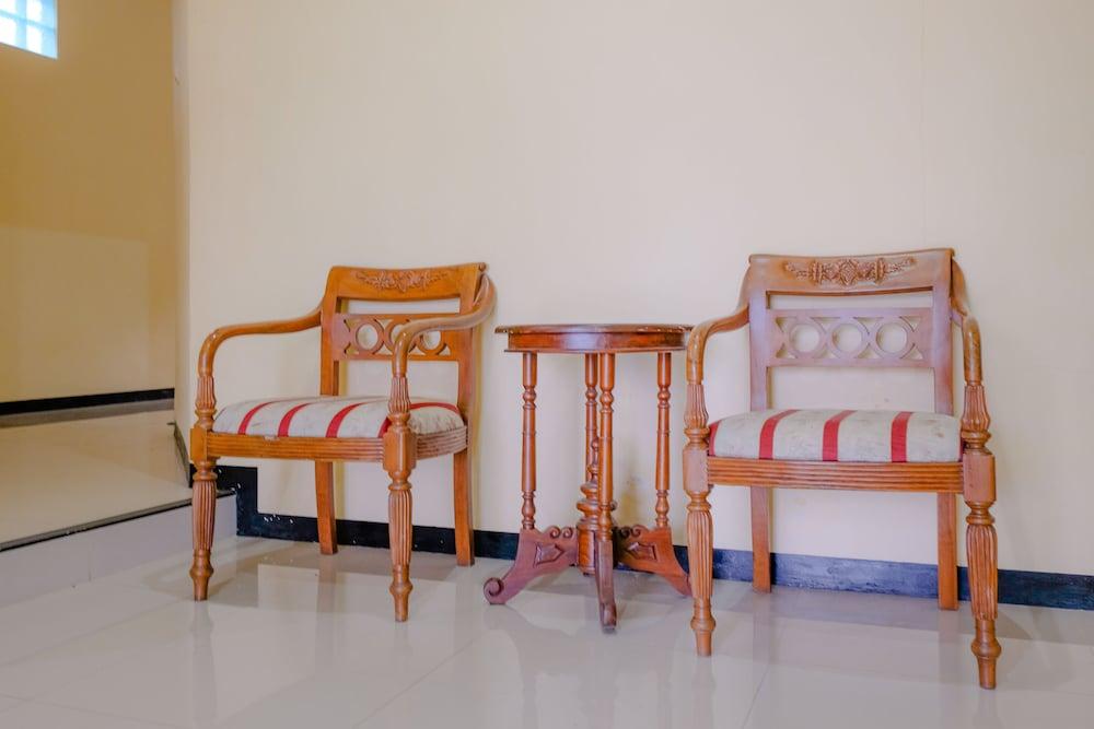 SPOT ON 2448 Hotel Tlogorejo 2