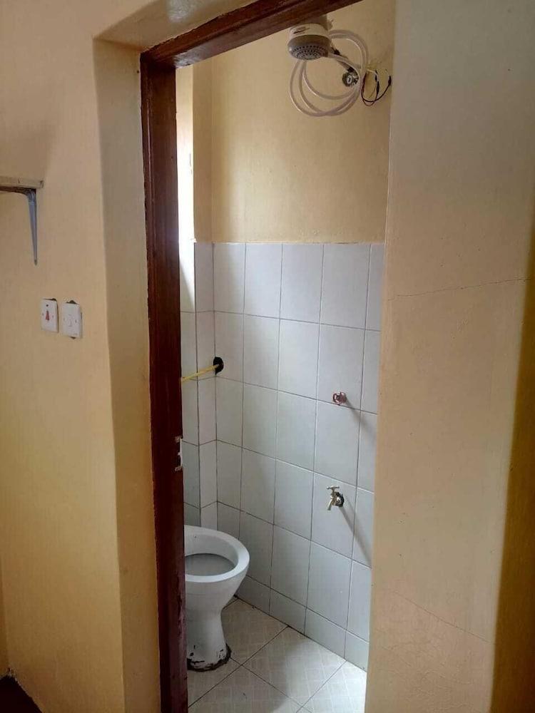 Three Rey Hostels - Hostel