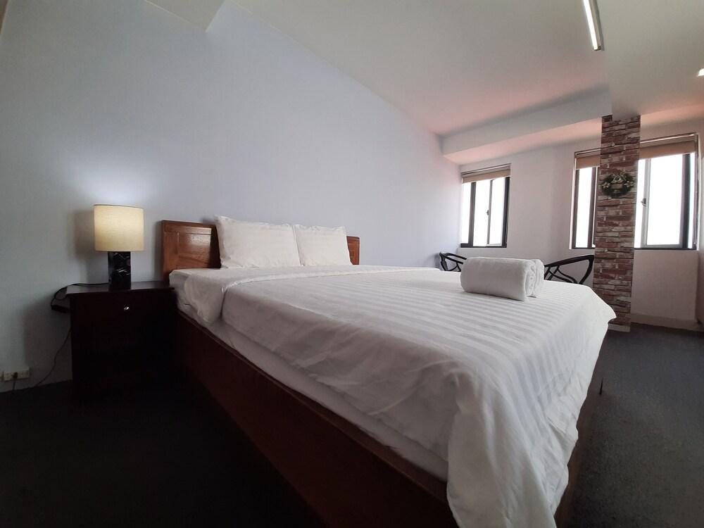 Goplus Hotel Apartment