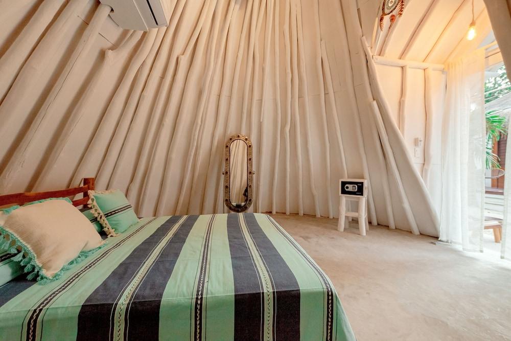 Mimosa Tulum Hotel & Hostel