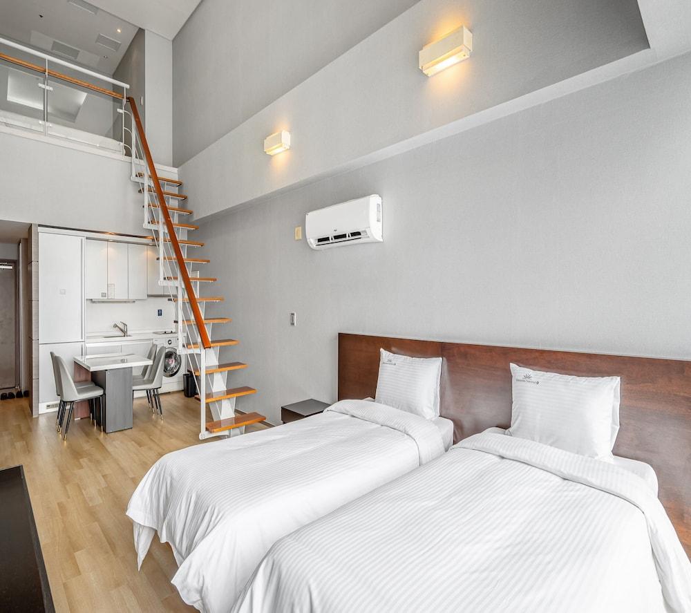 Haeundae Seacloud Hotel Residence