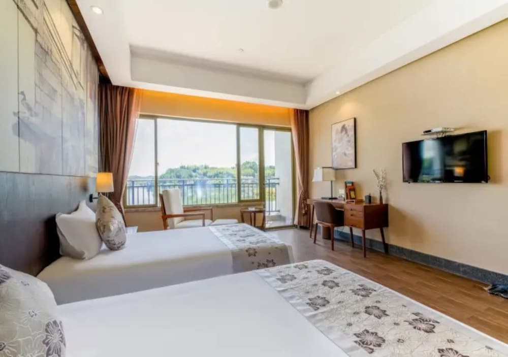 Taining Minjiang Hotel