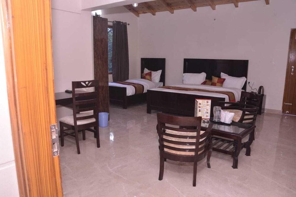 Hotel Silver Lake Inn