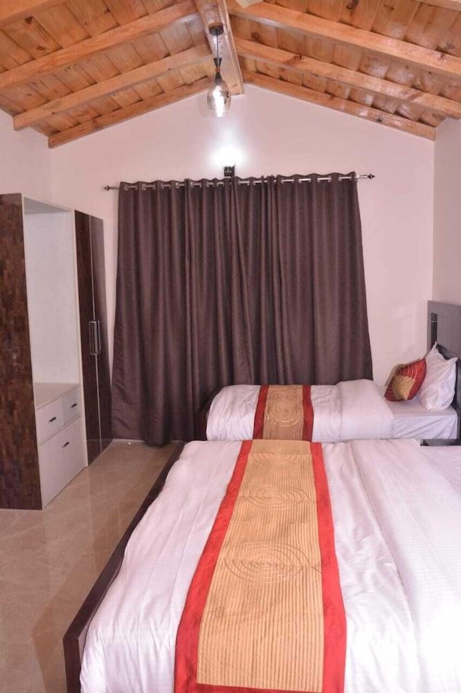 Hotel Silver Lake Inn