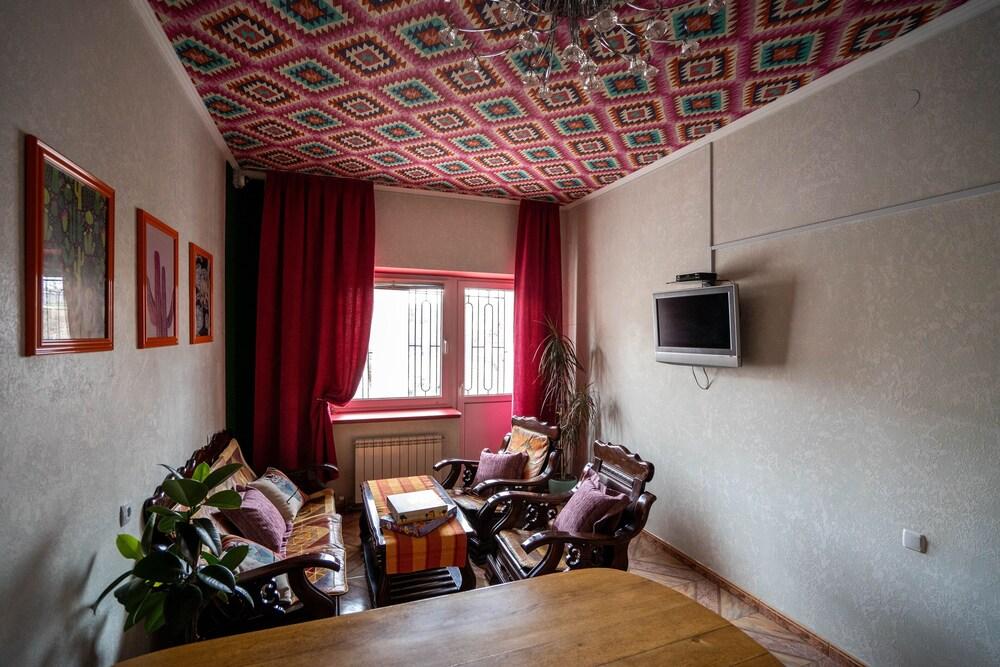 Guest House Rango - Hostel