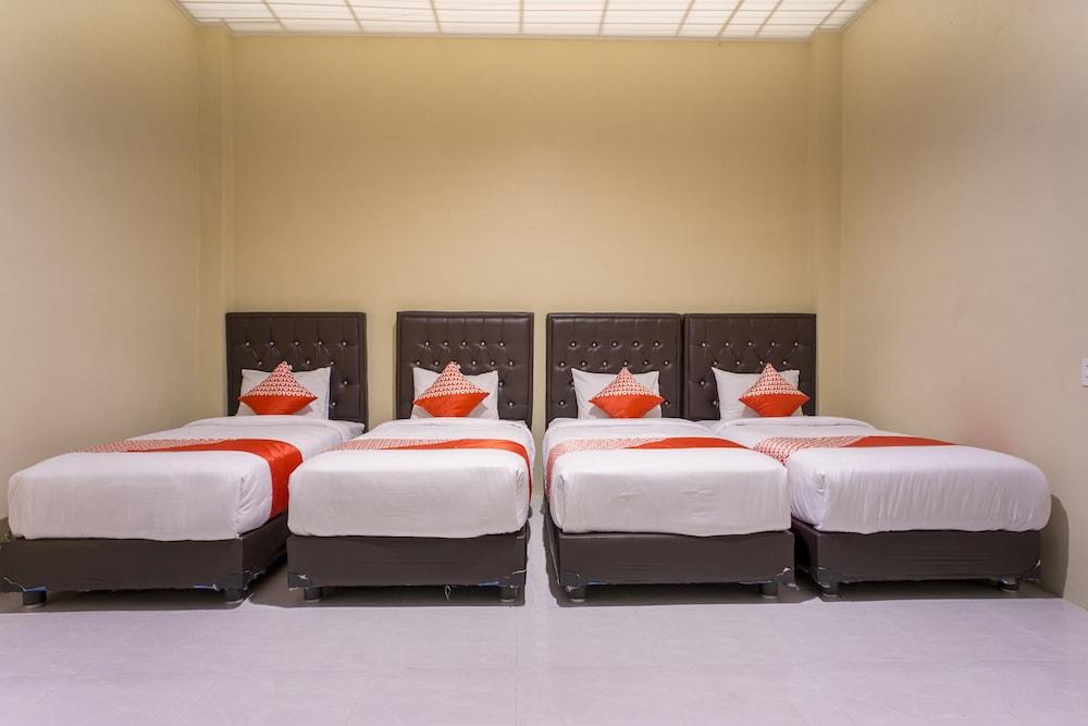 OYO 1512 Hotel Harley