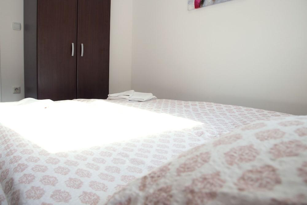 Apartments Velickovic