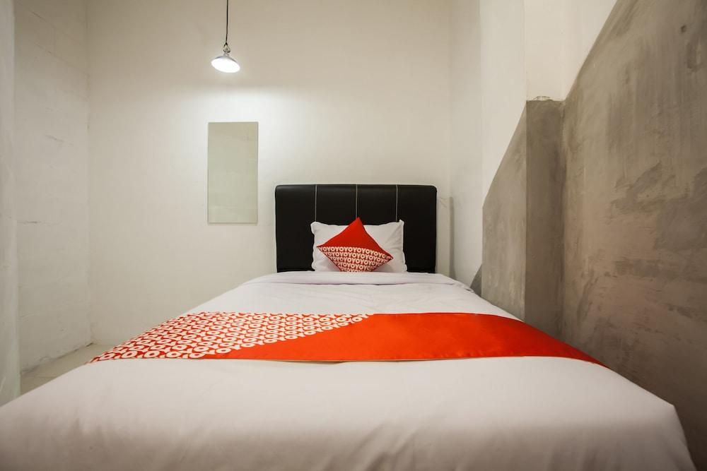 Hotel O Mono Guest House