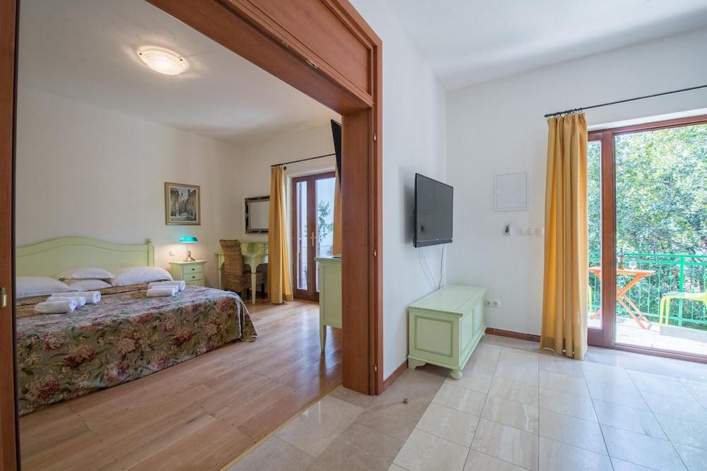 Aparthouse - Villa Napoleon