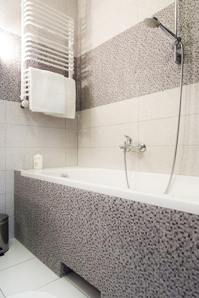 Cracow Stay Apartments