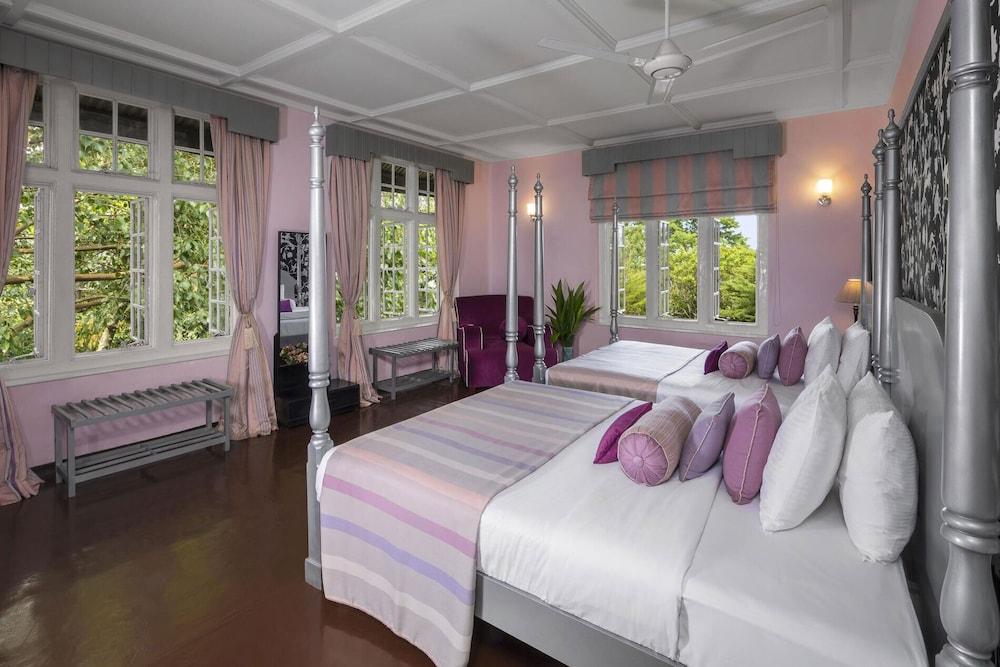 Taylors Hill Boutique Hotel