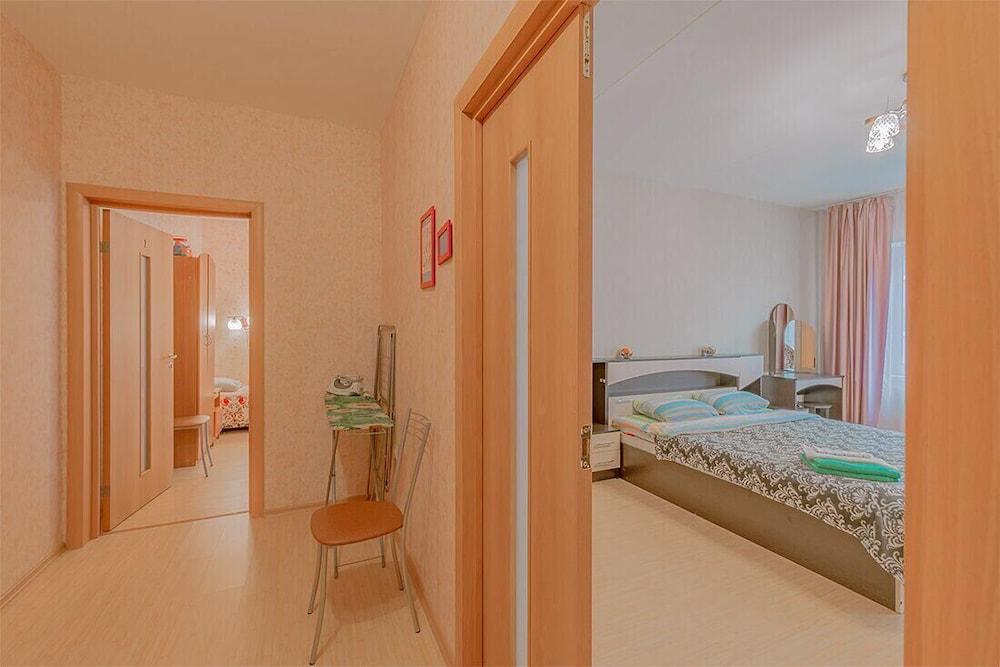 Pushkin-Dom on Gospitalny per.