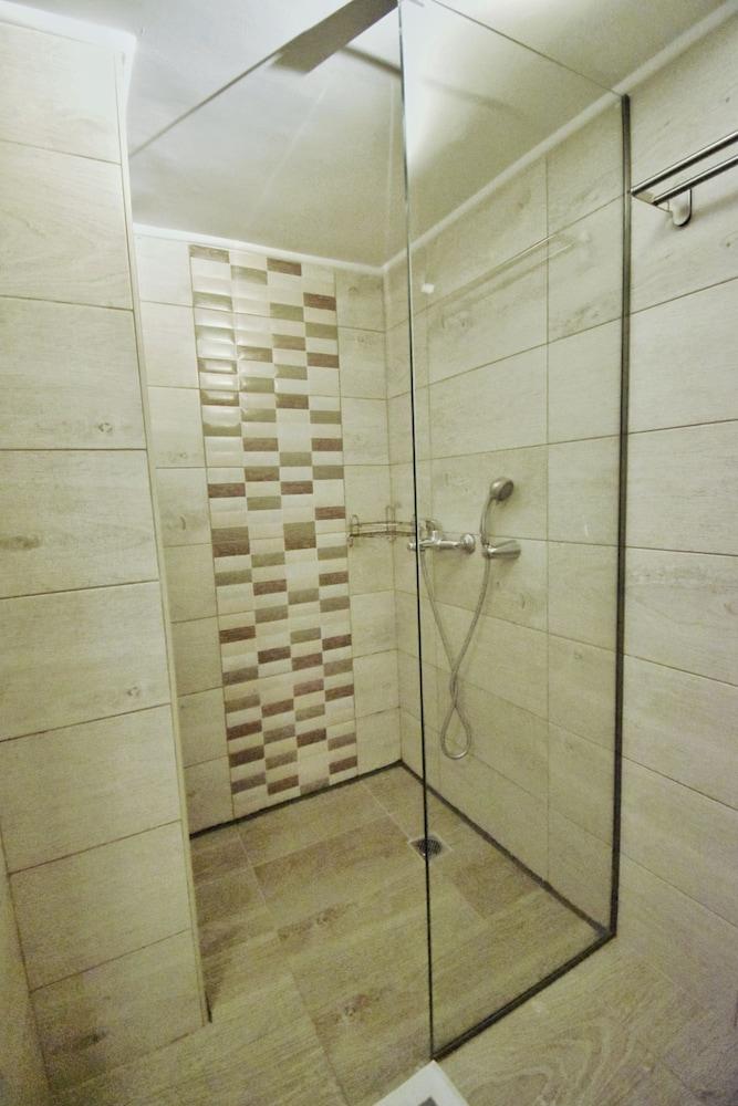 Tic Tac by Be My Guest