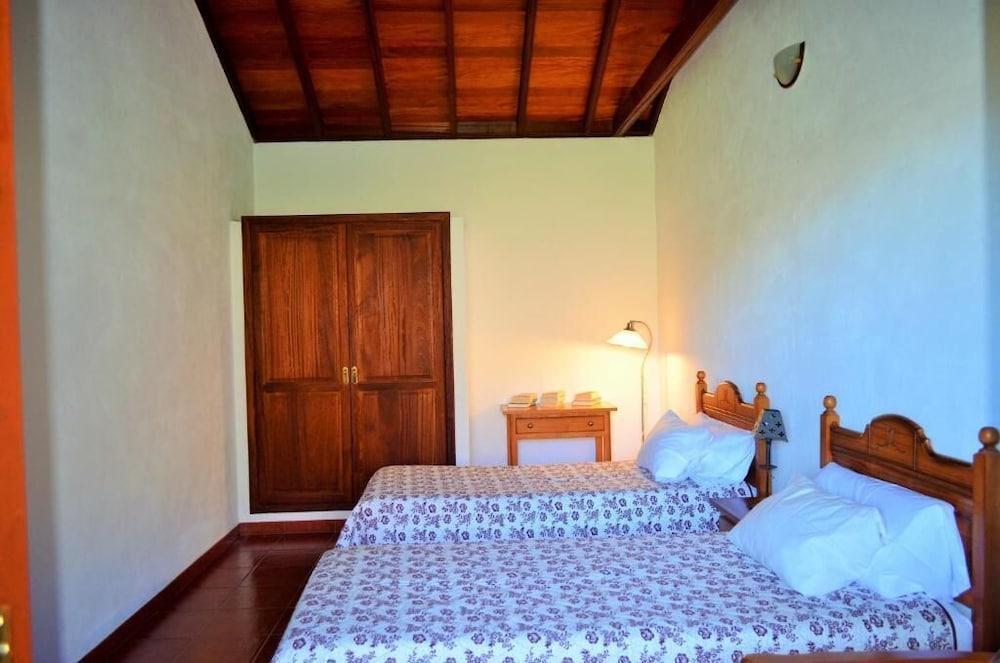 Casa Rural Victoria y Rita