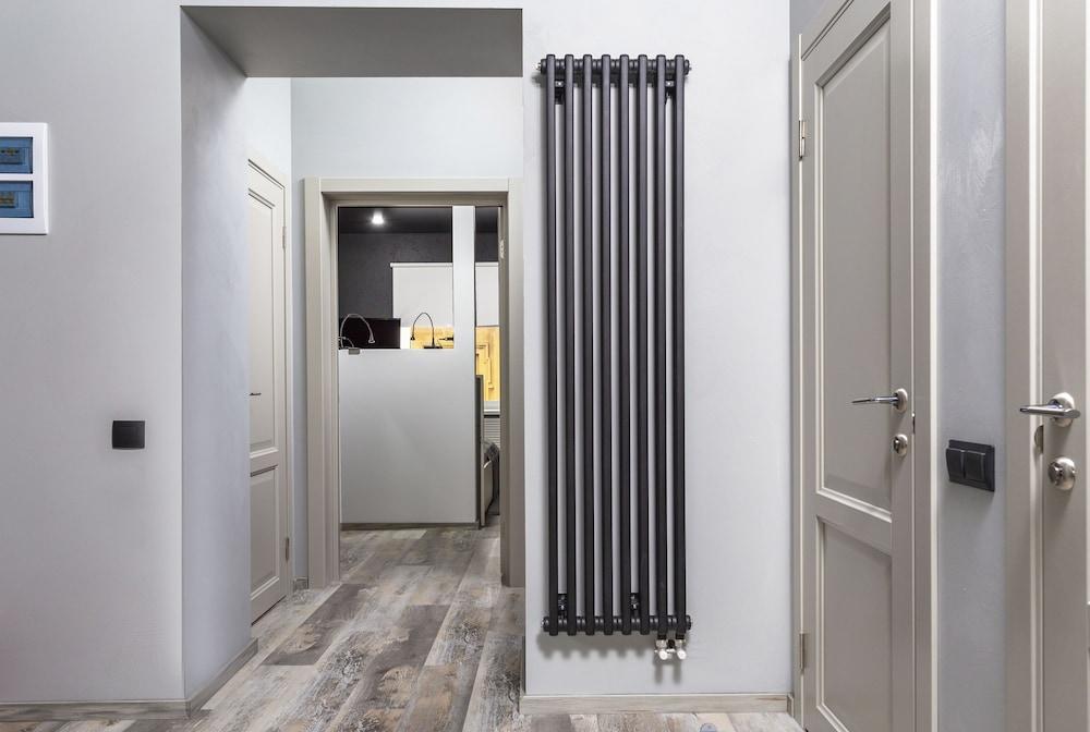 Apartment on Tyulenina 4-23